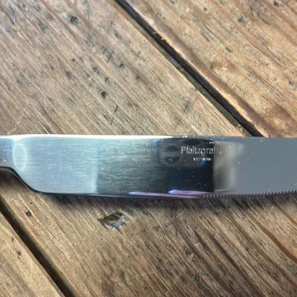 Pfaltzgraff  Danford 20-Piece Stainless Steel Flatware Set - Picture 4 of 4